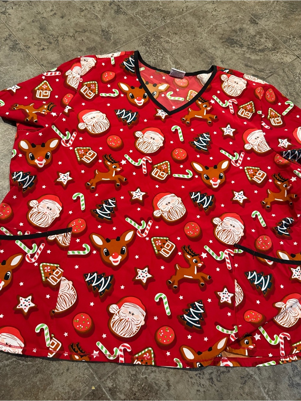 🩵Rudolph scrub top